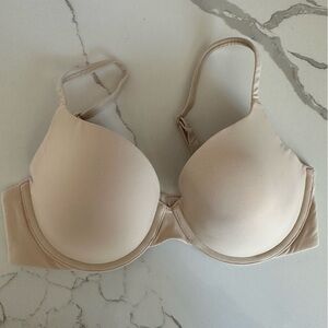 Skims Fits Everybody T-Shirt Bra